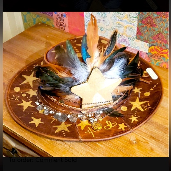 Brown star hat by Rakel J - Picture 1 of 4